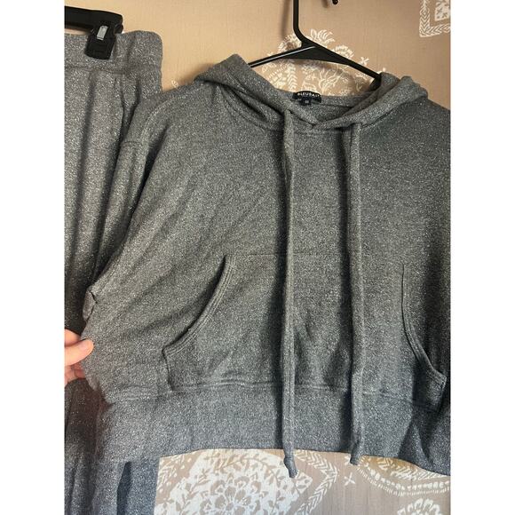 Bleusalt Malibu Matching Sweatsuit Set in Grey Sparkle - Picture 2 of 9